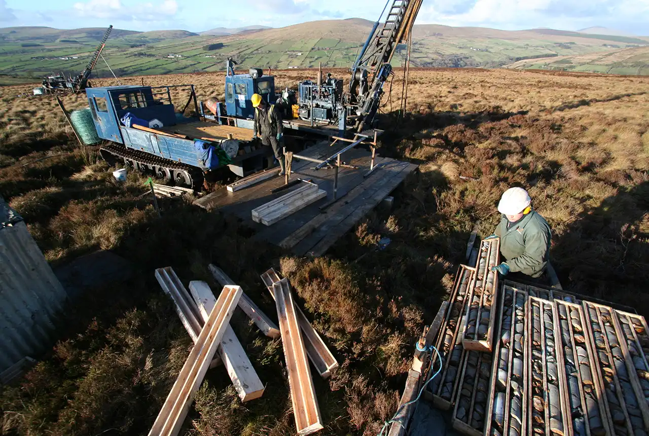 Drill site activities. © PMcDonnell BGS / UKRI