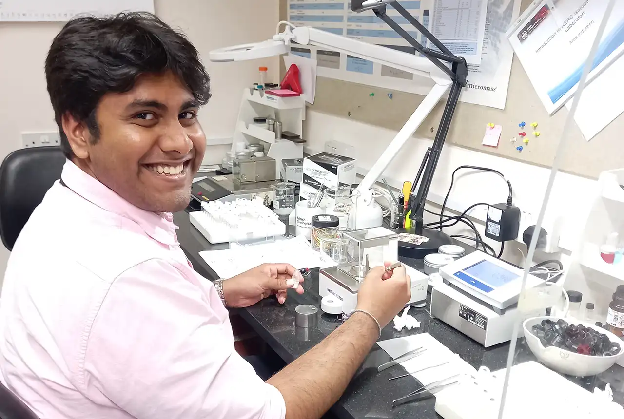 Visiting the BGS Keyworth site laboratories. © Riveen Pehesara Kumanayaka